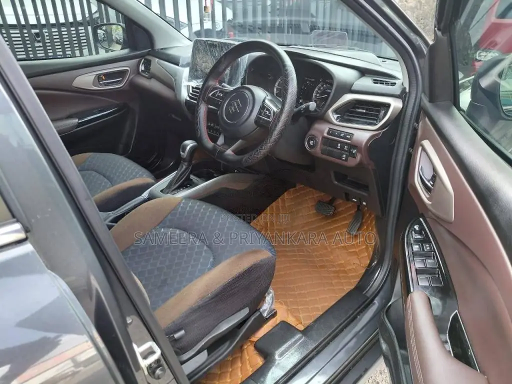Suzuki Fronx 2025 SUV (Used)