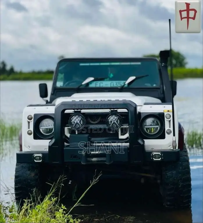 Land-Rover Defender 1957 SUV (Used)