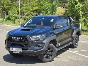 Toyota Hilux 2017 Pickup (Used)