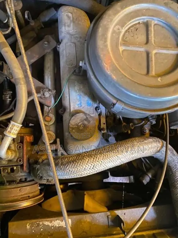 Mitsubishi 4DR5 1970 SUV (Used)