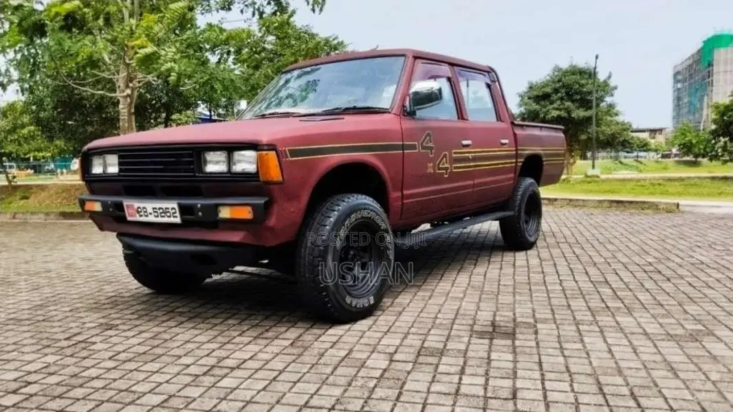 Nissan Double 4x4 1985 Pickup (Used)