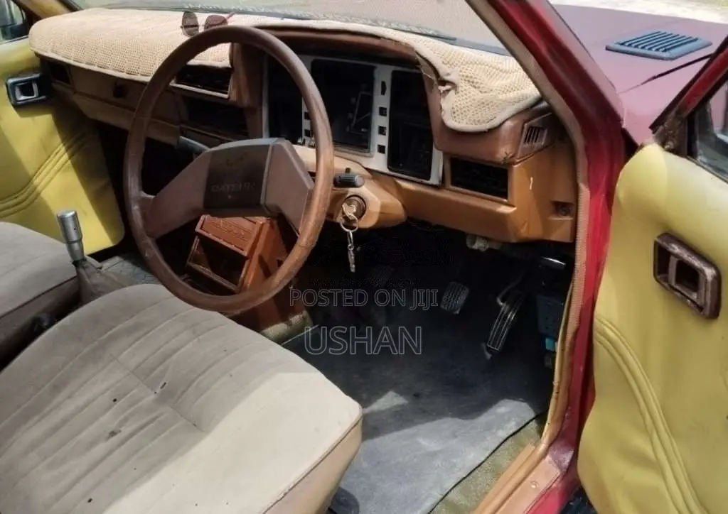 Nissan Double 4x4 1985 Pickup (Used)
