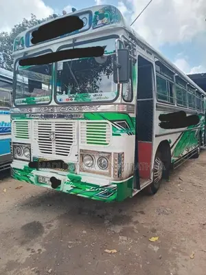 Ashok-Leyland Leyland 2001 Bus (Used)