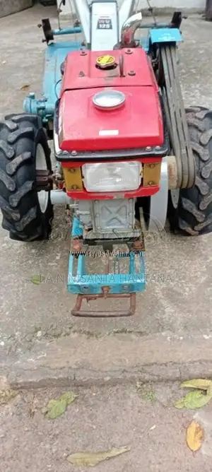 Kubota RV125-2 2011 Tractor (Used)
