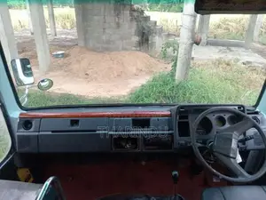 Toyota Dyna 1988 Bus (Used)