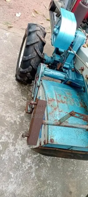 Kubota RV125-2 2011 Tractor (Used)