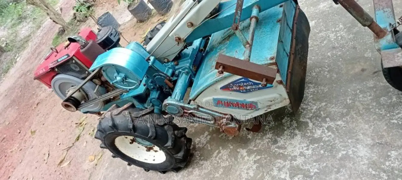 Kubota RV125-2 2011 Tractor (Used)