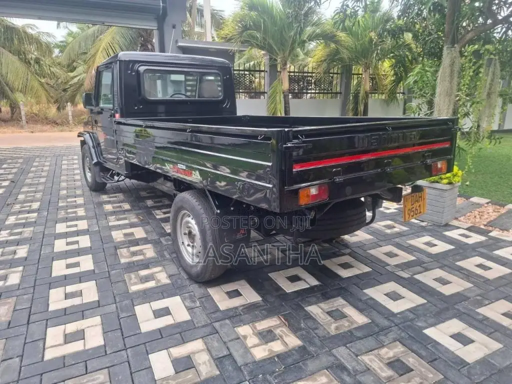 Mahindra Bolero Maxi Truck 2024 Pickup (Used)
