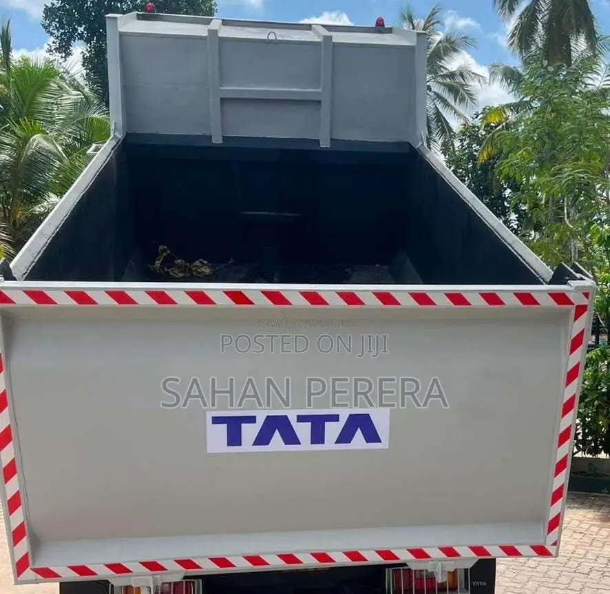 Tata Tipper 2018 Heavy-Duty (Used)