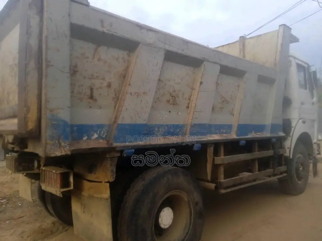 Tata Tipper 2011 Lorry (Used)