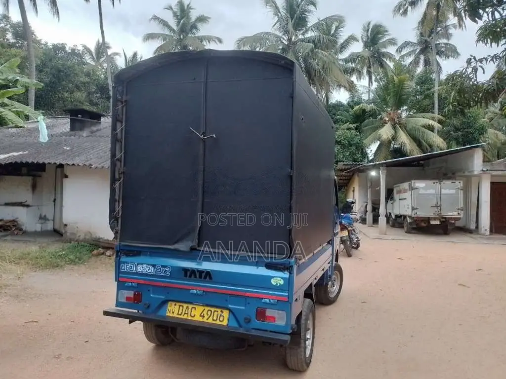 Tata Dimo Batta 2015 Lorry (Used)