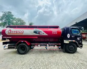 Mitsubishi Fighter 1987 Lorry (Used)