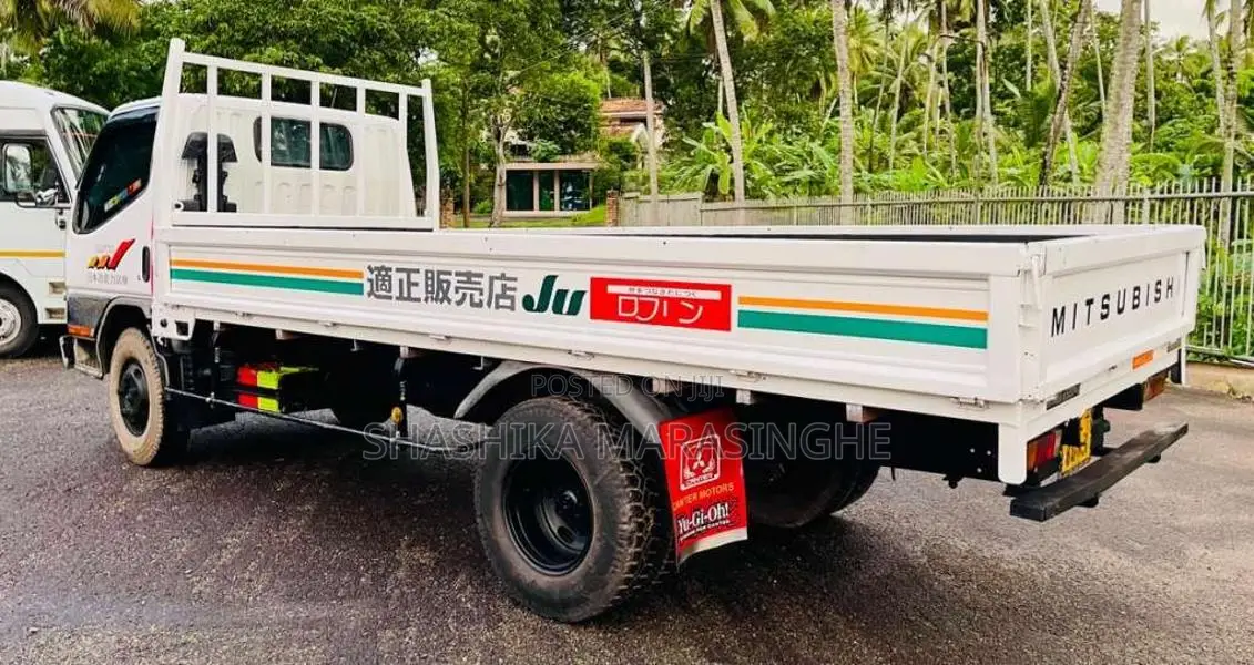 Mitsubishi Canter 2008 Lorry (Used)