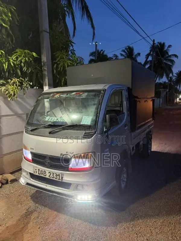 Tata Dimo Batta 2015 Lorry (Used)