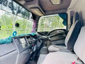 Isuzu 10.5 2017 Lorry (Used)