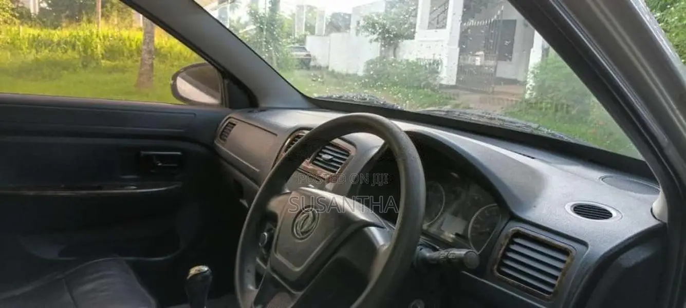 DFSK Glory 330 2016 SUV (Used)