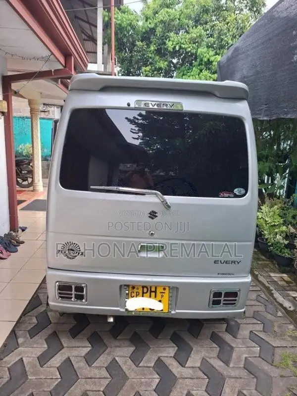 Suzuki Every 2013 Van (Used)