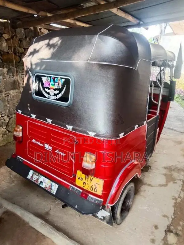 Bajaj RE 2004 Three Wheel (Used)