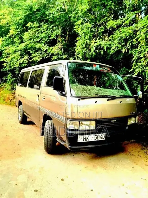 Nissan Caravan Long Model 2003 Van (Used)