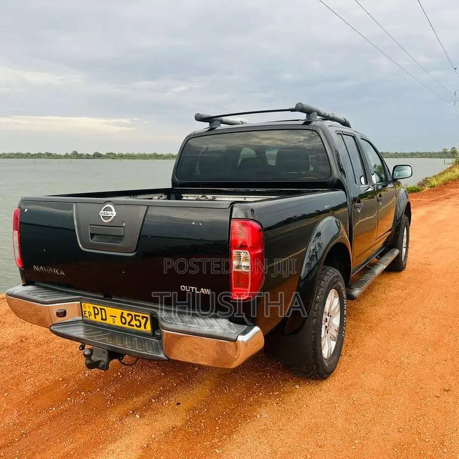 Nissan Navara 2007 Pickup (Used)