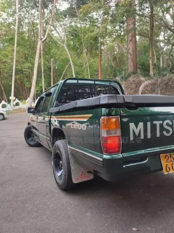 Mitsubishi Mitsubishi 1999 SUV (Used)