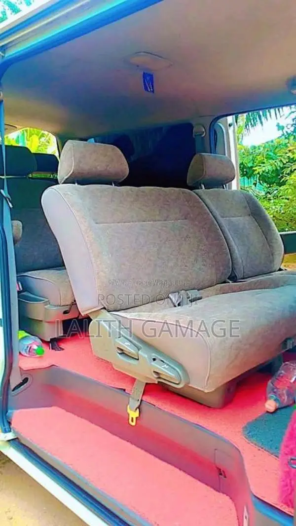 Toyota KDH 200 SUPER GL 2006 Van (Used)