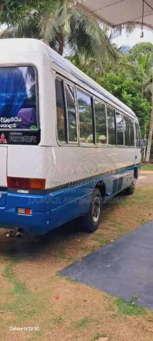 Mitsubishi Rosa 1989 Bus (Used)