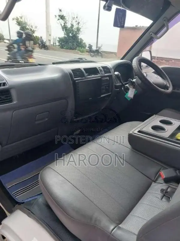 Mazda Bongo 2007 Van (Used)