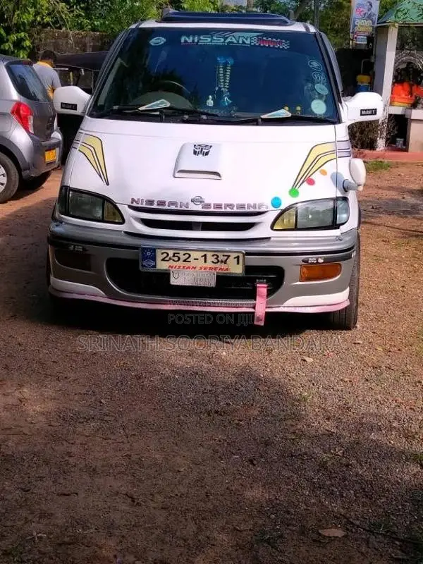 Nissan Serena 1997 Van (Used)