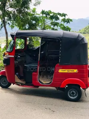 Bajaj RE 4 Stroke 2015 Three Wheel (Used)