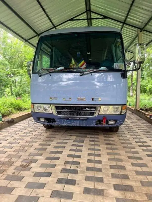 Mitsubishi Rosa 2012 Bus (Used)
