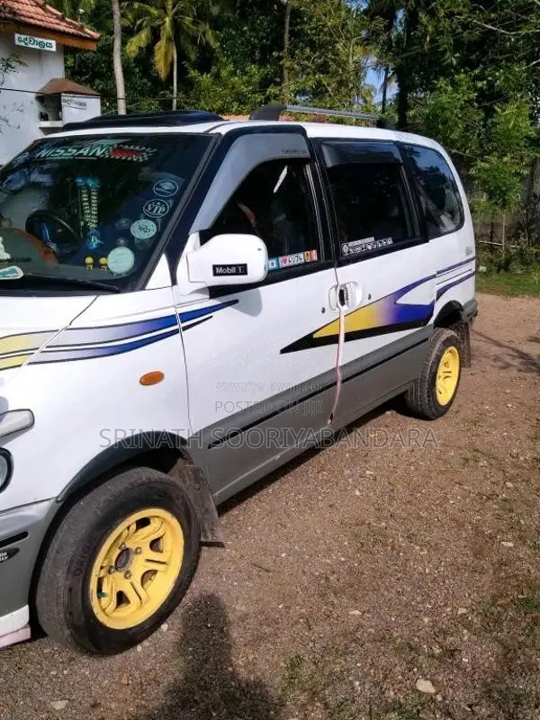 Nissan Serena 1997 Van (Used)