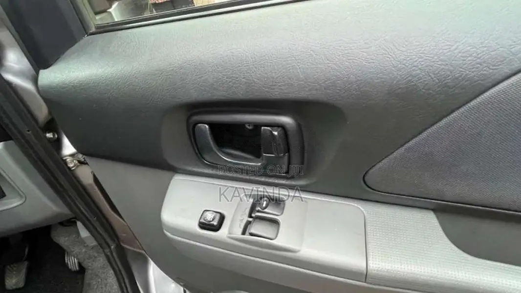 Nissan Clipper 2012 Van (Used)