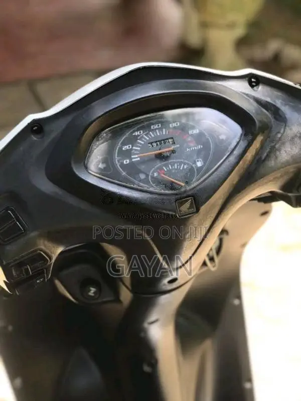 Honda Activa 2013 Motorbike (Used)