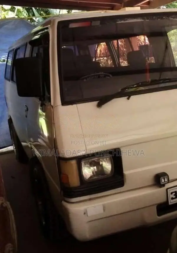 Mitsubishi L300 1980 Van (Used)