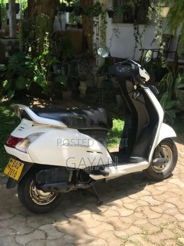 Honda Activa 2013 Motorbike (Used)