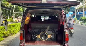 Toyota Dolphin LH102 1993 Van (Used)