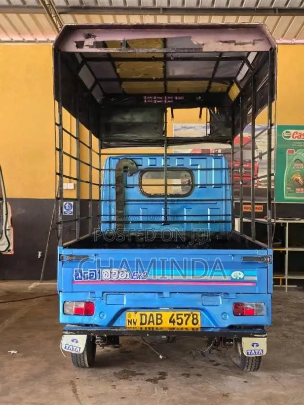Tata Dimo Batta 2016 Lorry (Used)