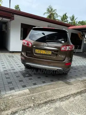 Hyundai Santa Fe 2011 SUV (Used)