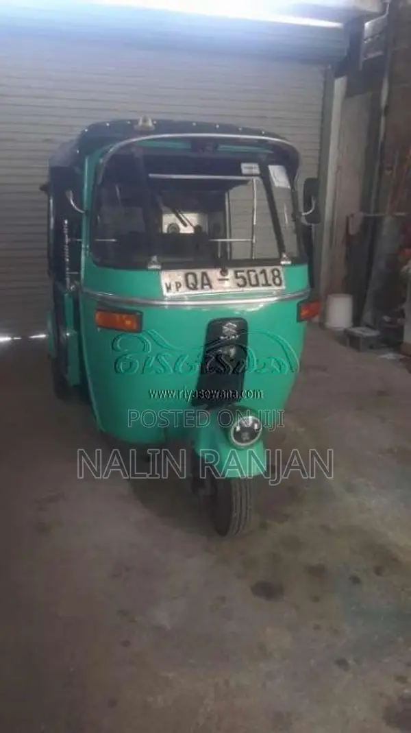 Bajaj RE 2 Stroke 2005 Three Wheel (Used)