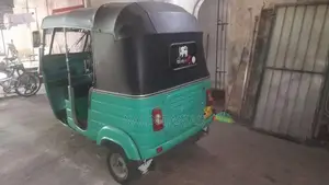 Bajaj RE 2 Stroke 2005 Three Wheel (Used)
