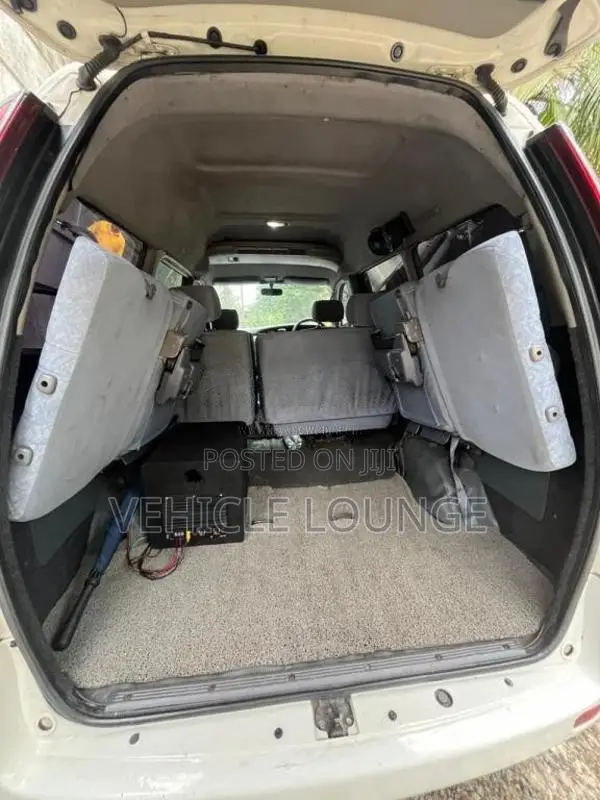 Toyota Noah KR41 1998 Van (Used)