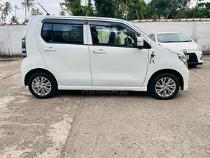 Suzuki Wagon R FZ 2015 Car (Used)
