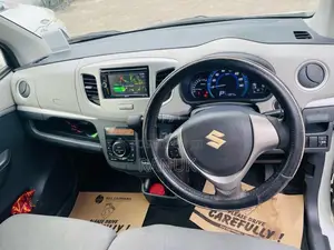Suzuki Wagon R FZ 2015 Car (Used)