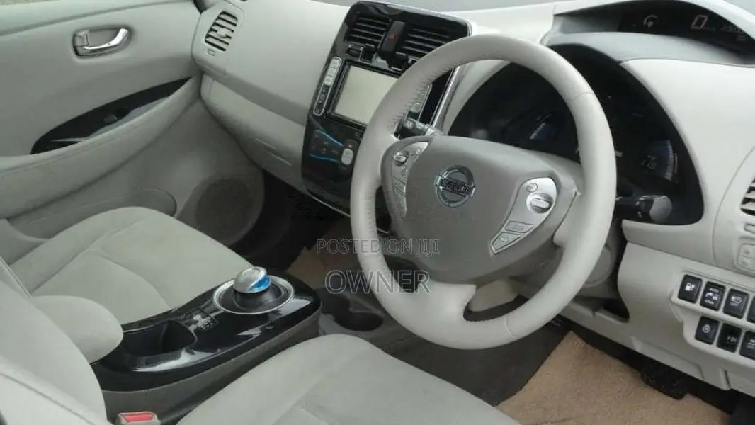 Nissan Leaf Azeo Aero 2013 Car (Used)