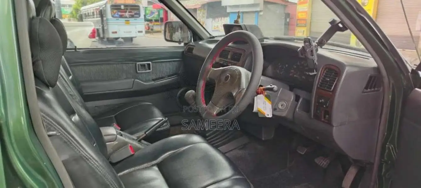 Nissan D21 2001 Pickup (Used)
