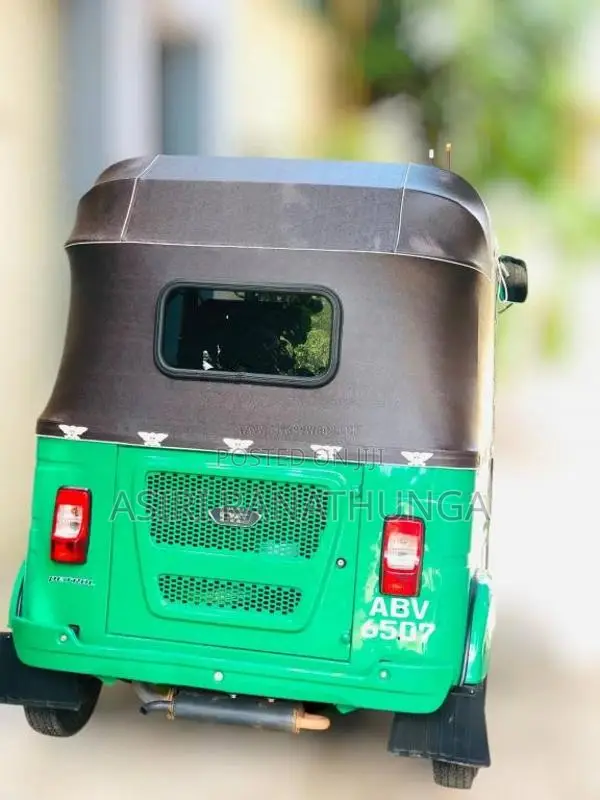 Bajaj RE 2025 Three Wheel (Used)