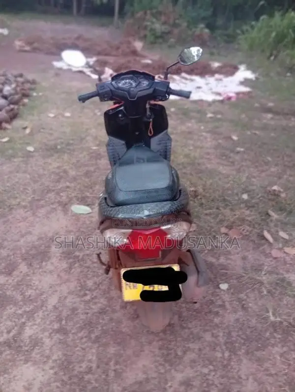 Honda Dio 2017 Motorbike (Used)