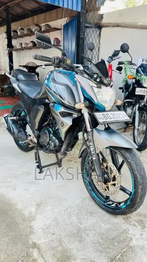 Yamaha FZ Version 2.0 2018 Motorbike (Used)