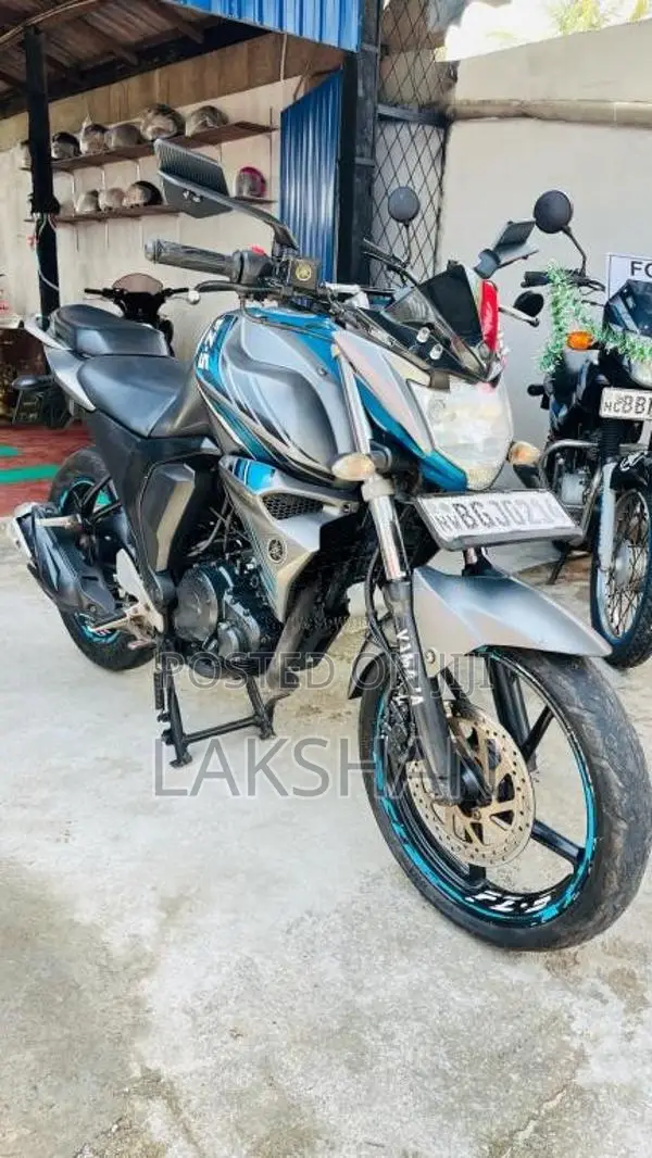 Yamaha FZ Version 2.0 2018 Motorbike (Used)